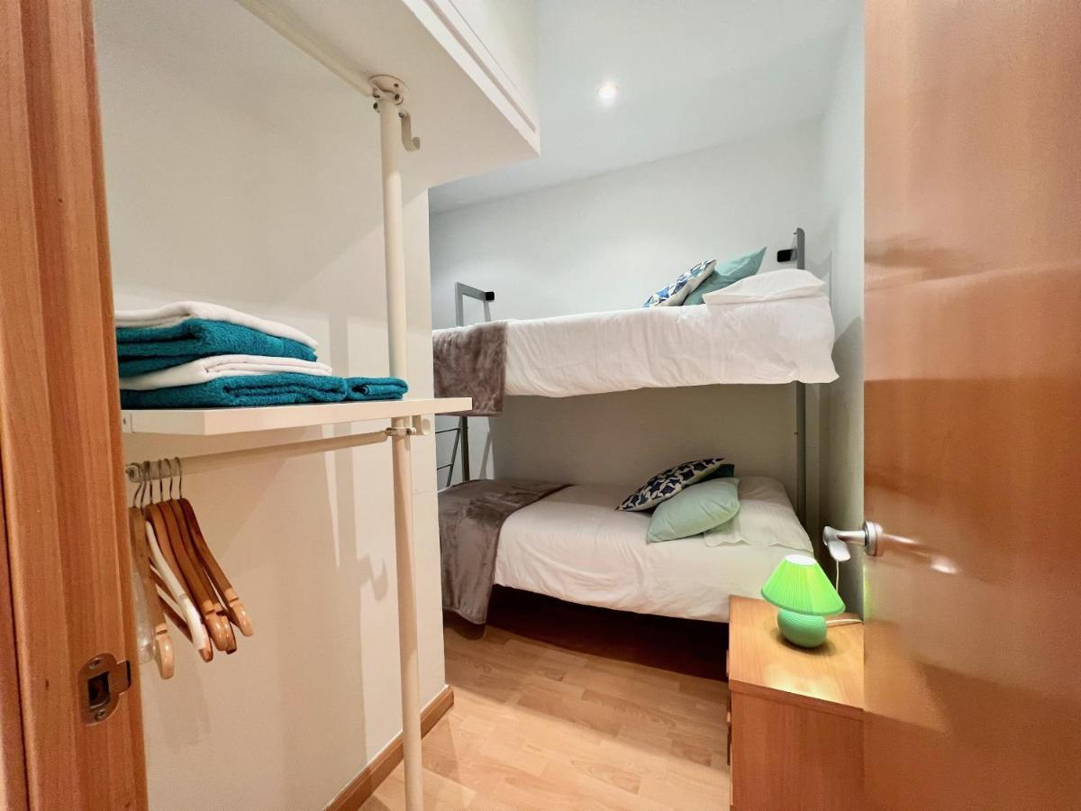 카라펠 Prop De Mar A 60M De La Playa 아파트 외부 사진