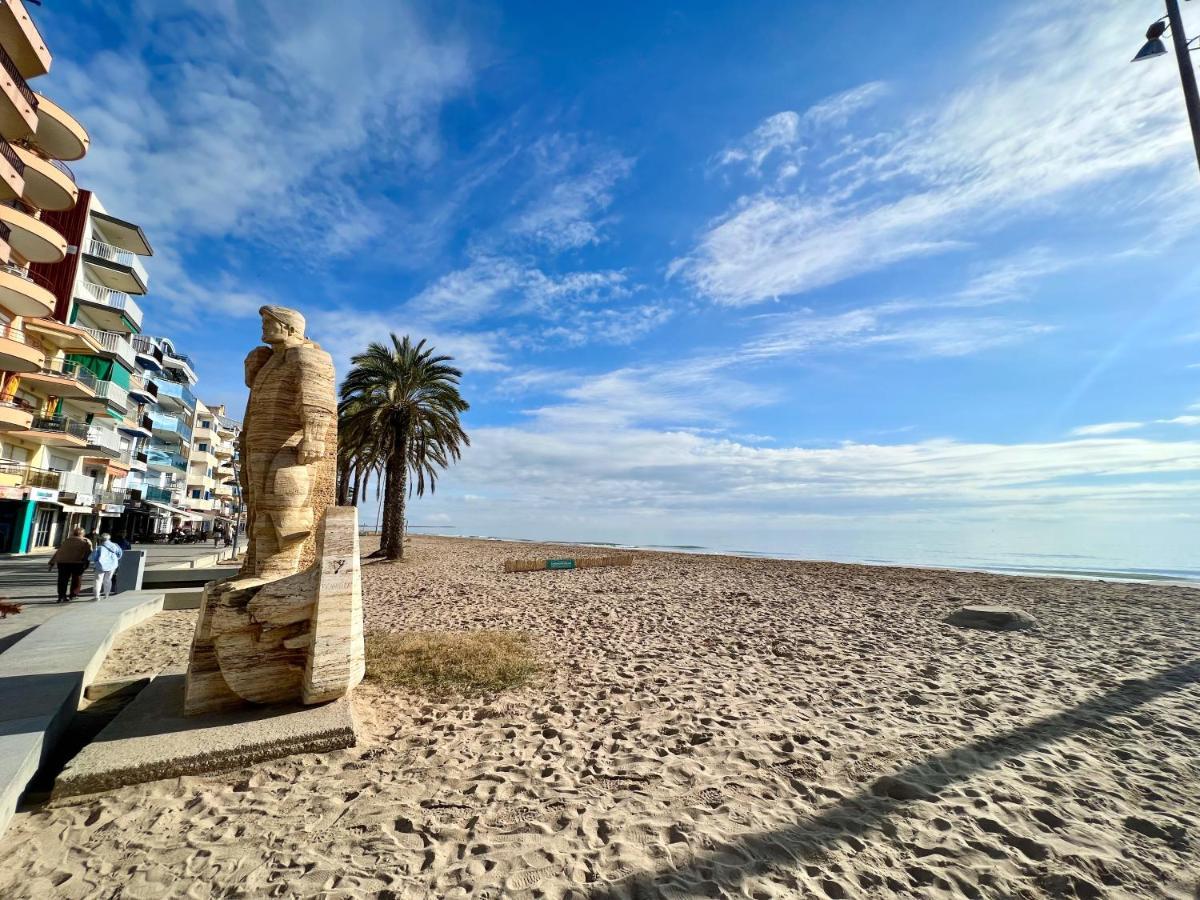 카라펠 Prop De Mar A 60M De La Playa 아파트 외부 사진